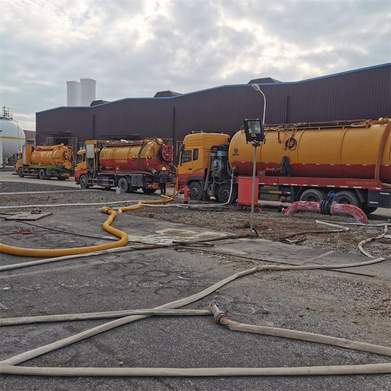 海沧污水池清理